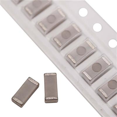 CAPACITOR 33PF 1808 NPO(COG) 1KV 10% SMD | 1808AA330KAT1A